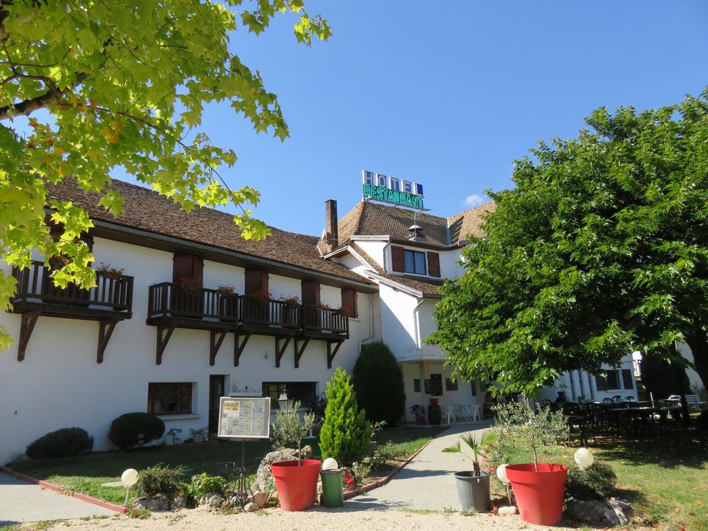 Hotel Restaurant Le Traineau Clelles Exteriér fotografie